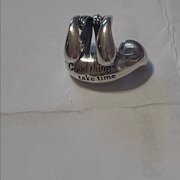 Pandora 925 Sterling Silver Sloth Animal with black eyes Charm - Picture 11 of 11